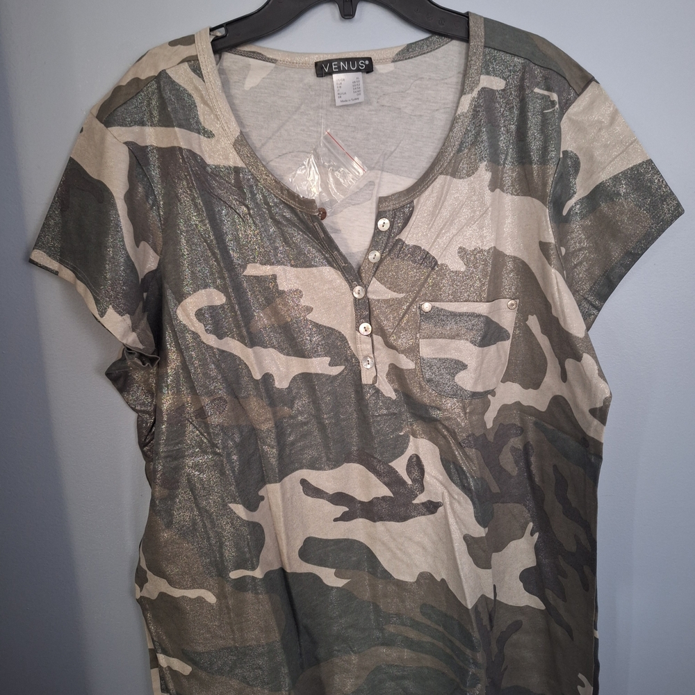 Venus Camouflage Print Women's Top